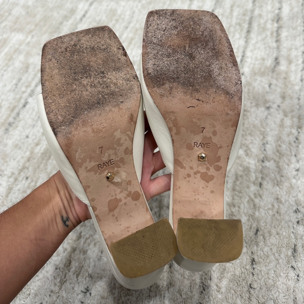 Raye Van Heel in Ivory - Picture 5 of 5